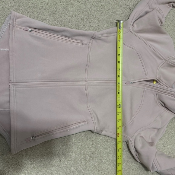 Lululemon fleece flurry jacket size 6 VVVGUC - Picture 4 of 5
